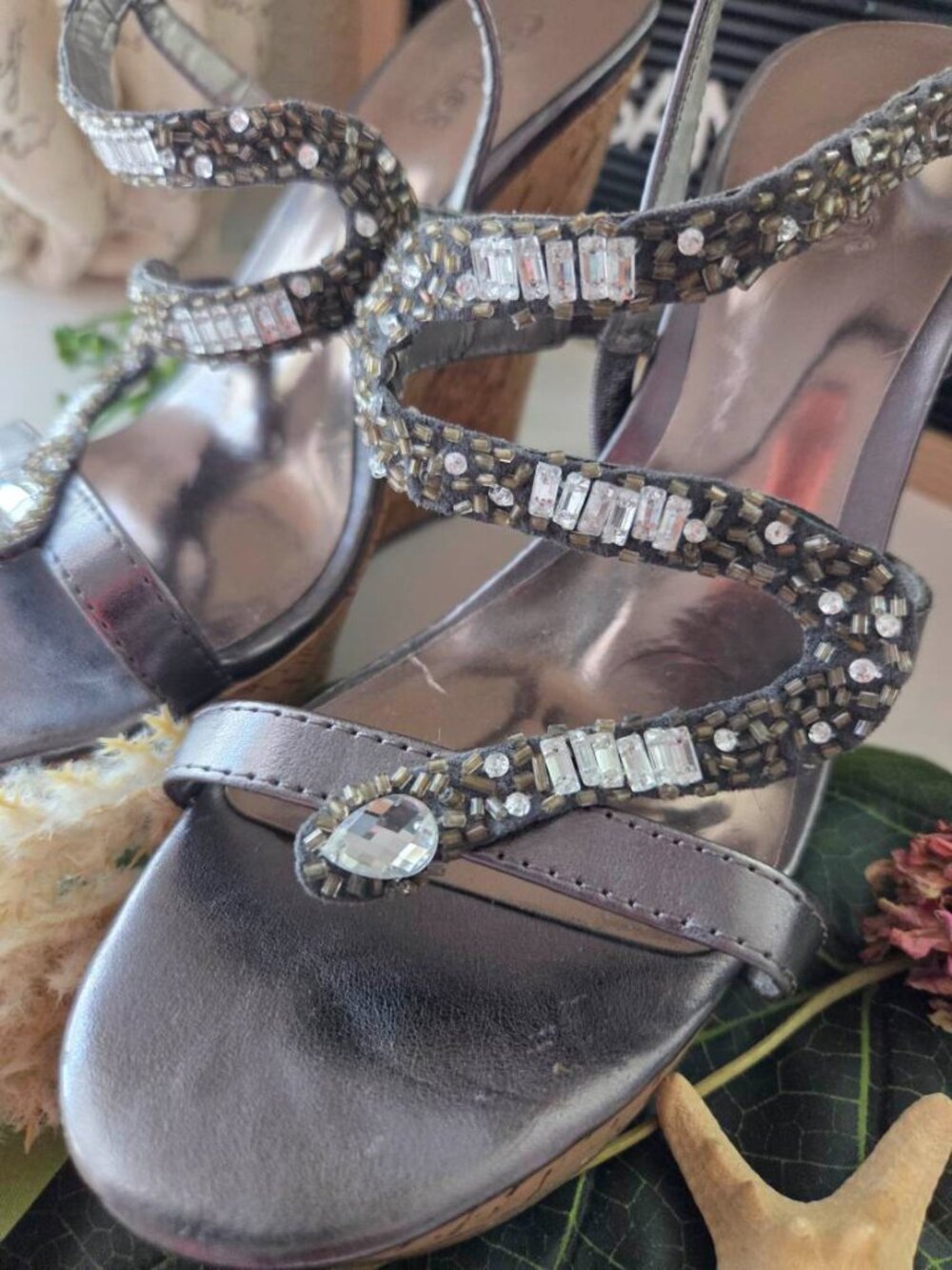 Carlos  by  Carlos Santana I Olympia Silver Rhinestone Wedge Sandals Sz 8 W/Box